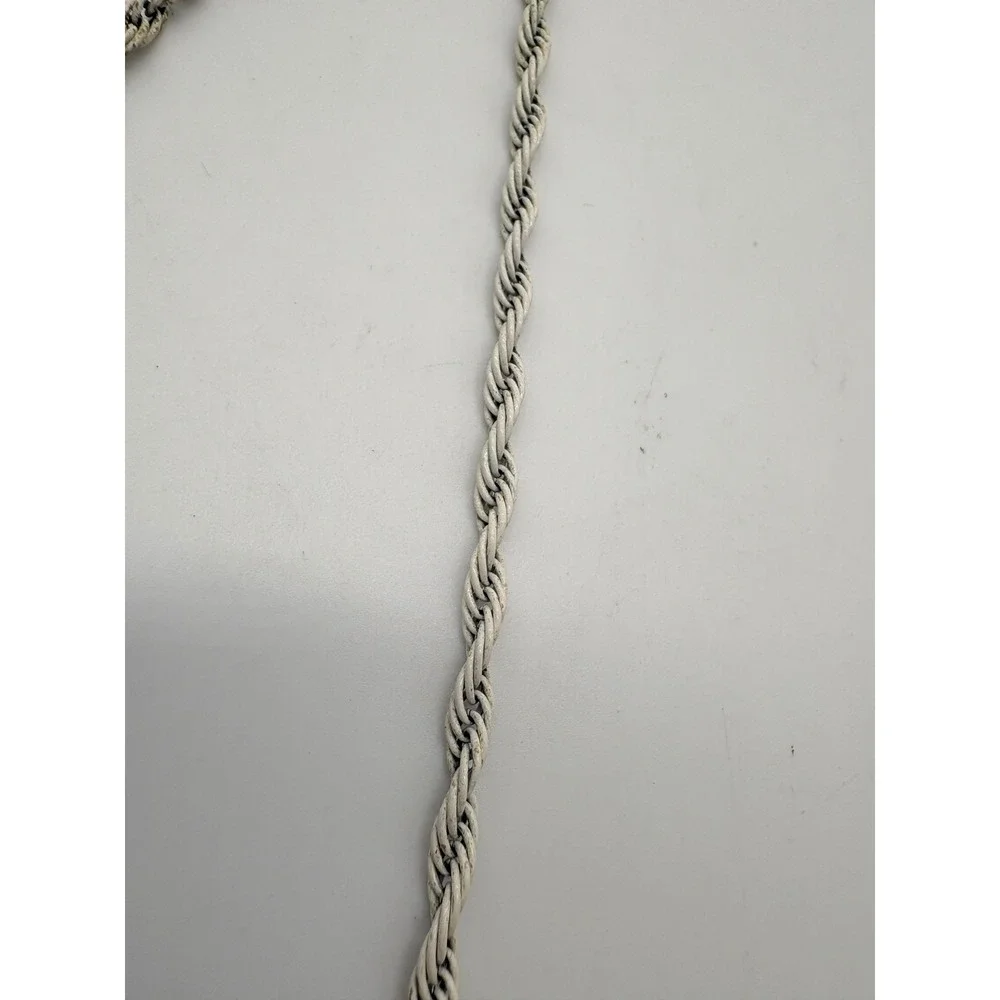 Vintage Trifari White Enamel‎ Chevron V Pendant Rope Chain Necklace Gold Tone